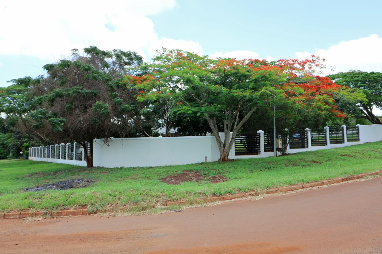 Msitu Kwetu Lodge & Safaris Hluhluwe Luaran gambar