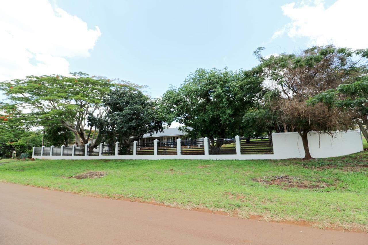 Msitu Kwetu Lodge & Safaris Hluhluwe Luaran gambar